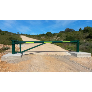 Barrière manuelle pivotante anti bélier - Structure en acier résistant - Vitesse d'impact : 48km/h