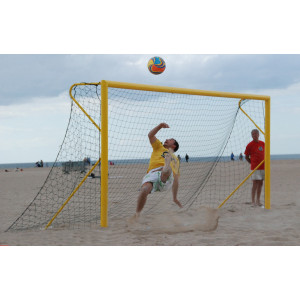 But beach soccer - Dimensions : 5.50 m x 2.20 m