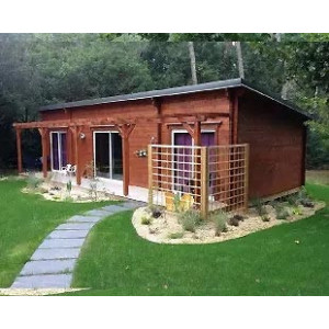 Abri de jardin en bois semi-habitable 20m² – madriers 60mm
