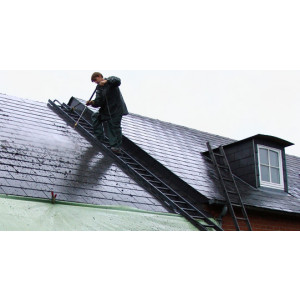 Demoussage de toiture maison - Contre l'apparition de mousses