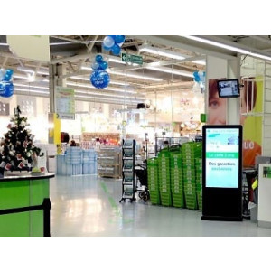 https://www.techni-contact.com/ressources/images/produits/merchandising/ecran-d-affichage-dynamique-technologie-lcd-et-led-diffusion-d-informations-en-temps-reel-interface-de-pilotage-a-distance-51800532-1.jpg - Pour une communication en temps réel