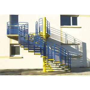 Escalier colimaçon industriel - Largeur de passage : de 500 à 1200 mm