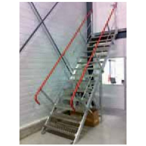 Escalier droit avec main courante anodisée rouge - En aluminium