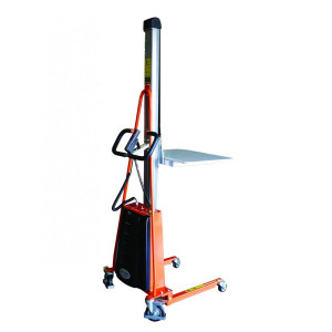 https://www.techni-contact.com/ressources/images/produits/merchandising/gerbeur-semi-electrique-positionneur-de-travail-12588734-1.jpg - Capacité : 100 à 250 kg