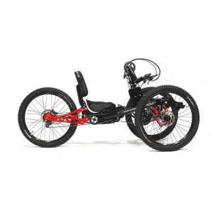 Handbike tout terrain avec suspension intégrale - Position d'assise confortable