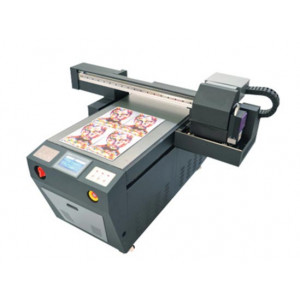 Imprimante de marquage UV à plat - Dimensions d'impression maxi : 840 x 570 mm