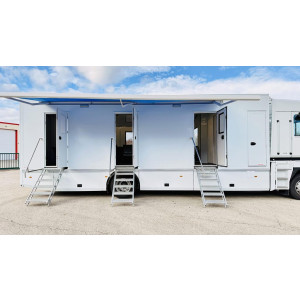 https://www.techni-contact.com/ressources/images/produits/merchandising/location-camion-evenementiel-polyvalent-modulable-surface-jusqu-a-30-m-dimensions-jusqu-a-12-x-6-4-m-avec-extensions-climatisation-et-ecrans-18838292-1.jpg - Déployé en moins de 30 minutes