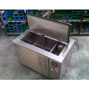 Machine de nettoyage industriel à ultrason 230 litres - Dimensions réservoir interne : 800 x 500 x 500 mm 