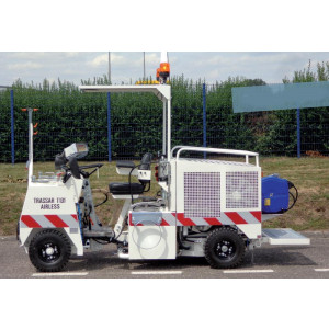 Machine de traçage et marquage routier - Conforme CE et homologué par le ministère de l'environnement.