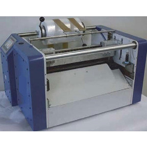 Machine fabrication sacs plastiques - Dimensions (L x l x H) mm : 800 x 600 x 480