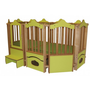 Parc en bois pour bébé - Dimensions (L x P x H) cm : 240 x 155 x 125