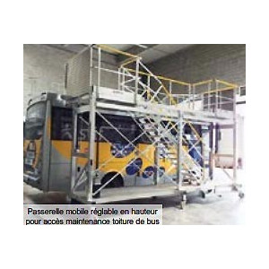 Passerelle mobile maintenance toiture bus - Plate forme mobile réglable en hauteur