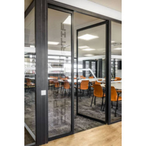 https://www.techni-contact.com/ressources/images/produits/merchandising/porte-vitree-pour-cloison-de-bureau-isolation-acoustique-37-db-61352646-1.jpg - Isolation acoustique : 37 dB