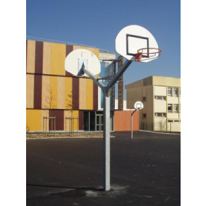 Poteau basket de rue panneau polyester simple et double - Hauteur cercle : 2.60 m - Déport : 1,20 m - Simple ou double