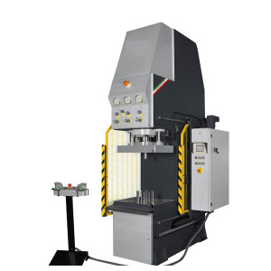 https://www.techni-contact.com/ressources/images/produits/merchandising/presse-electro-hydraulique-col-de-cygne-force-de-compactage-de-40-a-160-t-course-du-verin-jusqu-a-550-mm-17258714-1.jpg - Force de compactage : de 40 à 160 T