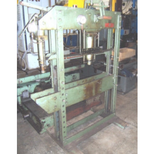 Presse hydraulique d'atelier manuelle Force 50 et 10 Tonnes - FOG PH 049