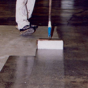 Primaire d’accrochage sol | primaire sol poreux  - Un primaire d’accrochage rapide pour surfaces poreuses