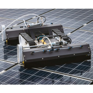 Robot de nettoyage de panneaux photovoltaïques - Jusqu’à 800 m² par heure