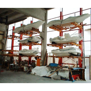 Stockage bateau - Charge par bras de 500 kg à 15 t.
