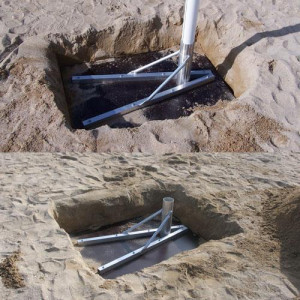 Support pour poteaux de beach volley - Matière : Contreplaqué munies de fourreau aluminium