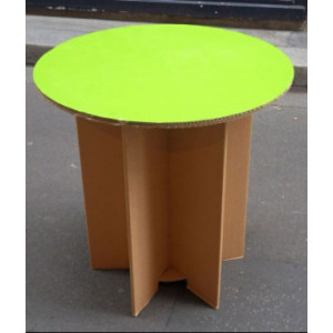 Table en carton - Monté : 75.00 x 75.00 x 75.00 cm