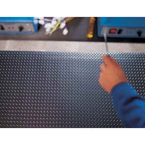 Tapis de travail ergonomique - Matière : PVC - Épaisseur: 12 mm - Surface: pleine /Profilé losange