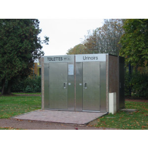 Toilette public à cellule unique plus urinoir - Modèles Extérieurs PMR LU400