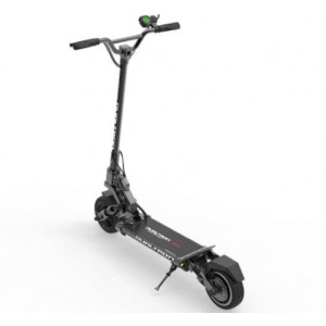 https://www.techni-contact.com/ressources/images/produits/merchandising/trottinette-electrique-45-km-h-46483447-1.jpg - Puissance moteur : 1450 W - Autonomie : 55 km