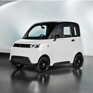 https://www.techni-contact.com/ressources/images/produits/merchandising/voiture-electrique-sans-permis-42816467-1.jpg - Vitesse maximale : 45 km/h
