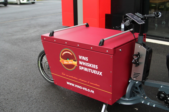 Caisse pour vélo cargo avec établi de travail et galerie de transport - capacité 320 l - 12128423-594252643.jpg