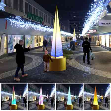 Sapin lumineux 272 cm - 14924344-145987298.jpg