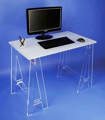 Bureau d'ordinateur sur tréteaux plexi - 16357536-639284731.jpg