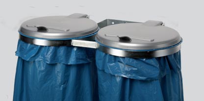 Support sac poubelle murale avec couvercle plastique  22572193-466616772.jpg