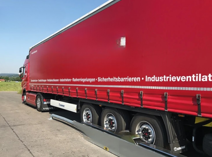 Cale roues de camion - Résistance >142 kN - Alerte visuele et sonore - 24142419-133884496.jpg