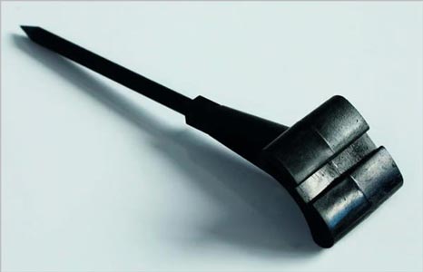 Piques plastique amovibles 2 positions <br> Hauteur : 7cm, Noir 