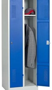 Vestiaire industrie propre sur socle - 24723478-415969683.jpg