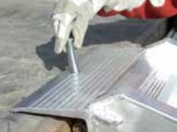 Rampe de chargement en aluminium - 28745483-742732221.png