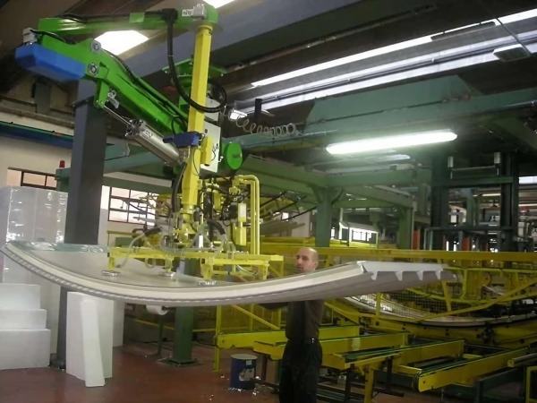 Manipulateur pneumatique sur colonne - Charge de 110 à 570 kg - Rotation 360° - Course verticale de 1,75 m à 2,33 m  - 31336651-728869194.jpg