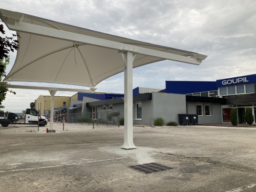 Abri pour concessionnaire automobile sur mesure   - 31573934-516364234.jpg
