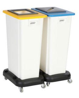 2 collecteurs de tri 80 L blanc<br> 2 couvercles de cadre<br> 1 insert rectangulaire<br> 1 insert à fente<br> 2 support roulettes 