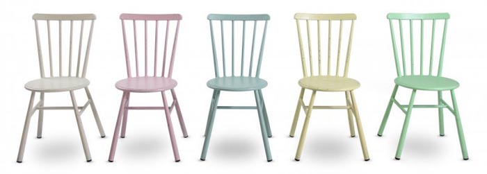 Chaise à barreaux vintage aluminium - 34713674-769399582.jpg