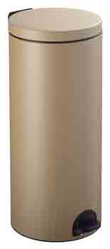 Poubelle à pédale salle de bain - 36146753-565362266.jpg