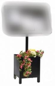 Porte menu sur pied sur jardinière 36347274-242582225.jpg