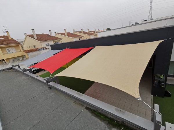 Passage couvert pour piétons sur mesure  - 37319321-468694539.jpg