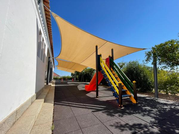 Passage couvert pour piétons sur mesure  - 37319321-597165934.jpg