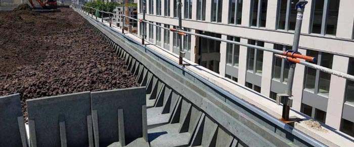 Mur en L en plastique recyclé - 42733714-632147973.jpg