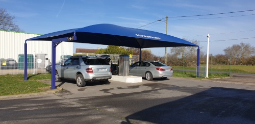 Abri véhicule pour station de lavage sur mesure   - 52953312-495678128.jpg