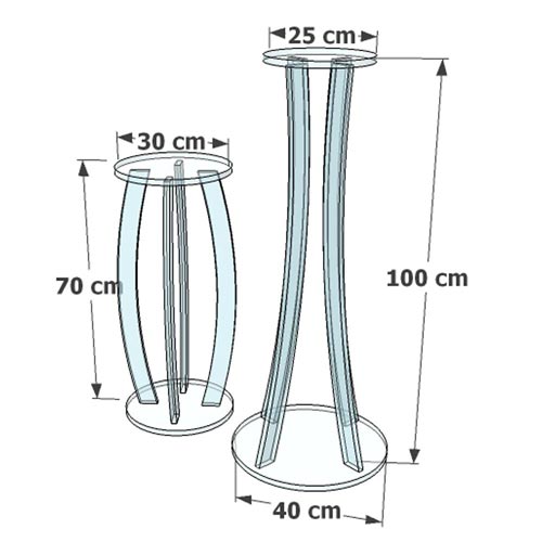 Guéridon en plexiglas - 5453309-428266597.jpg