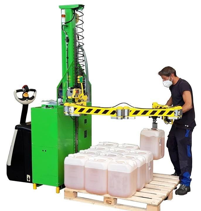 Manipulateur industriel sur transpalette - Charge 50 kg - Rayon d’action: 2530 mm - 4 axes  - 72356413-293393382.jpg