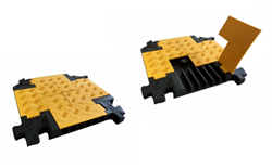 Passe cable 6 canaux - 73742428-453245361.jpg